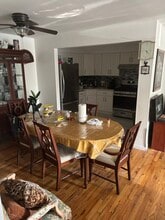 2505 143rd St, Unit Bedroom 1 in Whitestone, NY - Building Photo - Building Photo