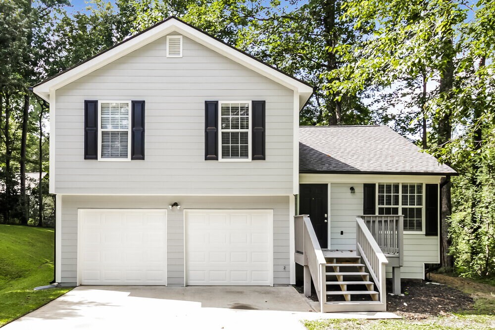 2538 Rock Creek Ct in Marietta, GA - Building Photo