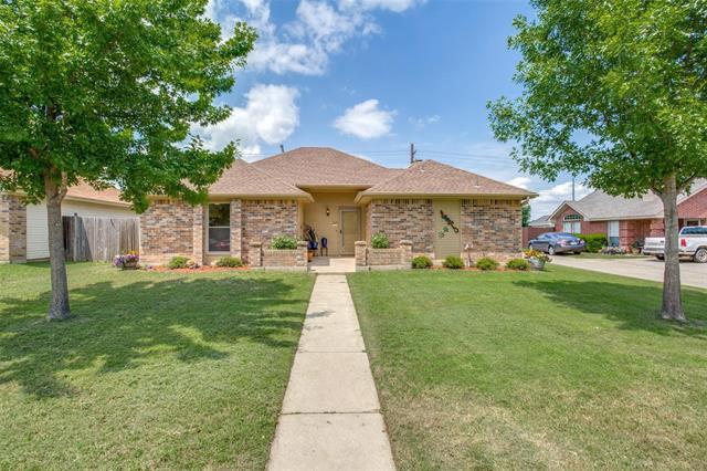 205 Meadow Ln in Denton, TX - Foto de edificio - Building Photo