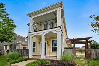 4144 W Bradstreet Ln in Fayetteville, AR - Building Photo - Building Photo