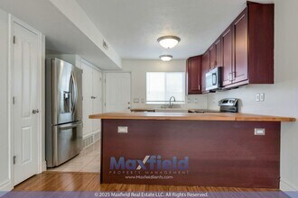 475 N Redwood Rd in Salt Lake City, UT - Building Photo - Building Photo