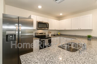 3615 Caloosa Pkwy in Cape Coral, FL - Building Photo - Building Photo