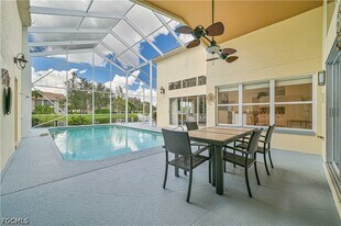 14980 Lake Olive Dr in Ft. Myers, FL - Building Photo