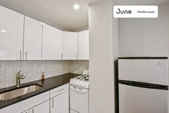 534 E 14th St in New York, NY - Building Photo - Building Photo