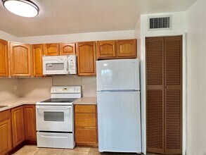 1412 SW 41st Ave in Plantation, FL - Building Photo - Building Photo