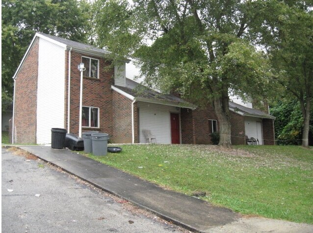 Martin Street Apartments in Livingston, TN - Foto de edificio - Building Photo