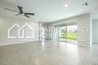 10913 Laxer Cay Loop in Zephyrhills, FL - Building Photo - Building Photo