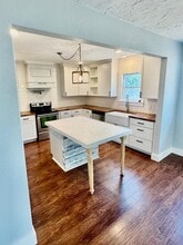 408 W Luce St in Llano, TX - Building Photo - Building Photo