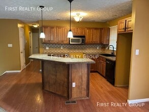 37 W Lytle-Five Points Rd in Springboro, OH - Building Photo - Building Photo