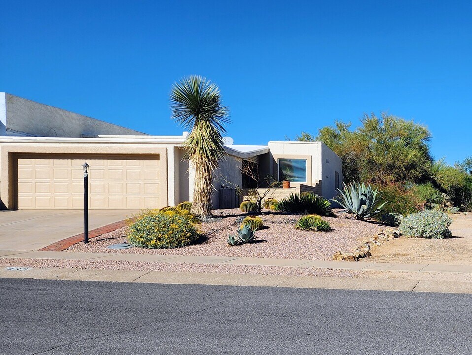 432 W San Ignacio in Green Valley, AZ - Building Photo