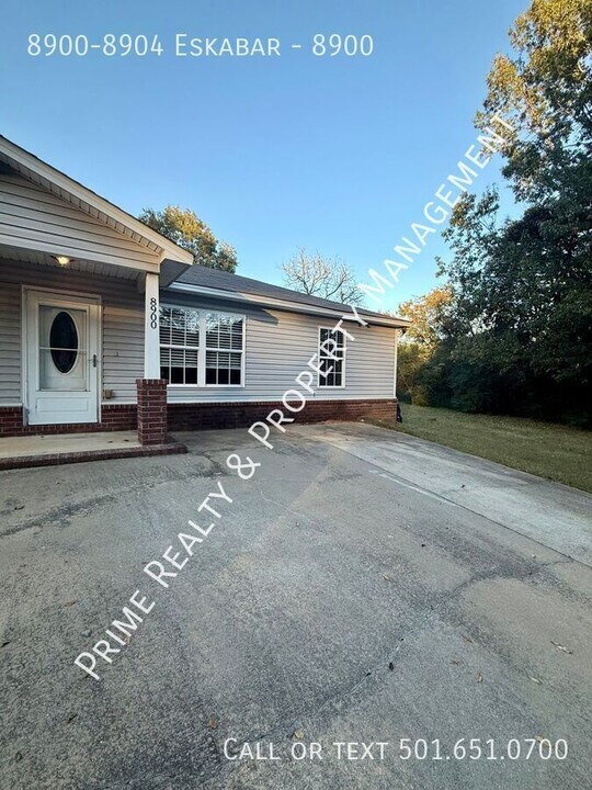 8900-8904 Eskabar Dr in Benton, AR - Building Photo
