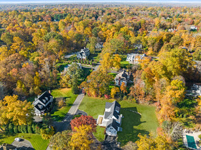 25 Hillcrest Rd in New Canaan, CT - Building Photo - Building Photo