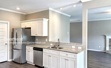 6826 Dharma Lp in East Ridge, TN - Foto de edificio - Building Photo
