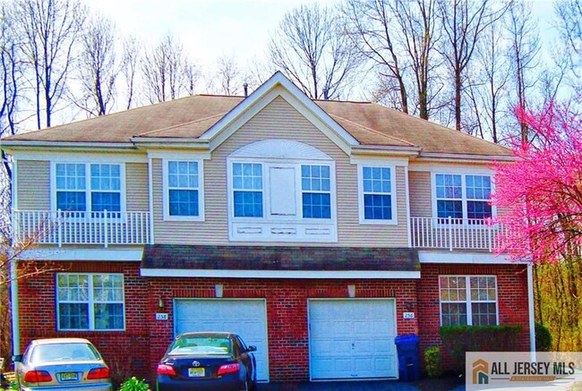 property at 256 Fountayne Ln
