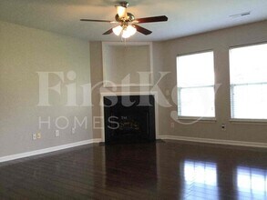 2803 Stephen Oaks Way in Greensboro, NC - Building Photo - Building Photo