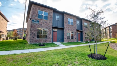 4089 Cross Park Dr in Bryan, TX - Building Photo - Building Photo