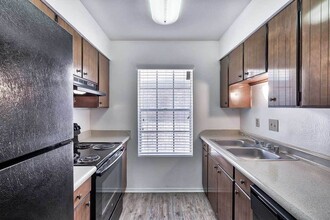 Santa Rosa Apartment Homes in El Paso, TX - Building Photo - Building Photo