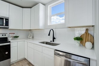 11518 W 16th Ave in Lakewood, CO - Building Photo - Building Photo