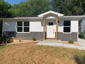 1623 N Main Ave in Springfield, MO - Building Photo