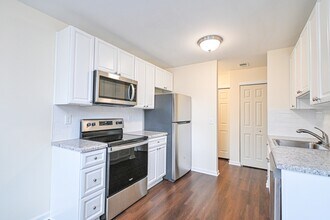 4328 Villa Dr in Blue Ash, OH - Building Photo - Building Photo