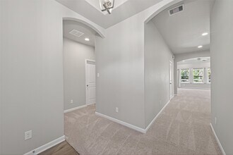 2320 Cedar Pl Dr in Conroe, TX - Building Photo - Building Photo