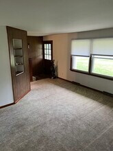 4121 Marr Rd in Pulaski, PA - Foto de edificio - Building Photo