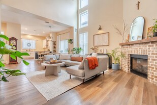 409 Hideaway Ln in Niceville, FL - Building Photo