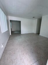 2941 SW 36th Ave in Miami, FL - Building Photo - Building Photo