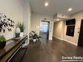 15 Everett St, Unit 1-501 in Boston, MA - Building Photo - Building Photo