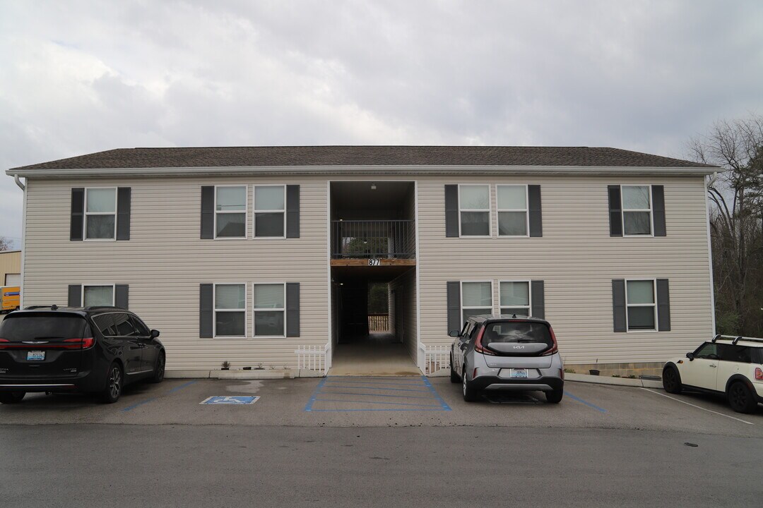 877 American Greeting Card Rd, Unit 7 in Corbin, KY - Foto de edificio