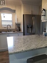 9 Holmstead Ct in Brampton, ON - Building Photo - Building Photo
