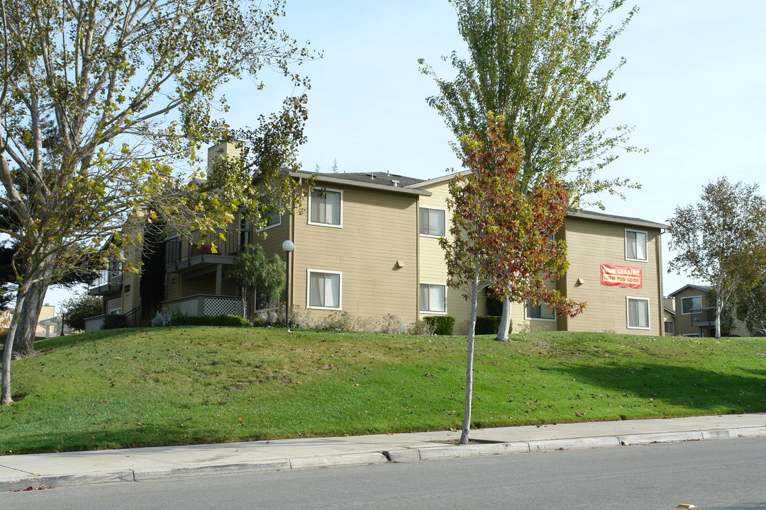 Santa Cruz & Monterey Apartments in Salinas, CA - Building Photo