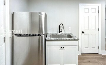 1728 17th Ave N in Nashville, TN - Building Photo - Building Photo