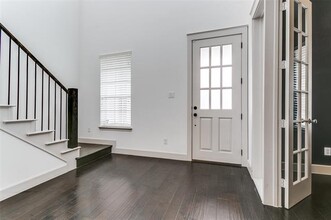 1105 Water St in Carrollton, TX - Building Photo - Building Photo