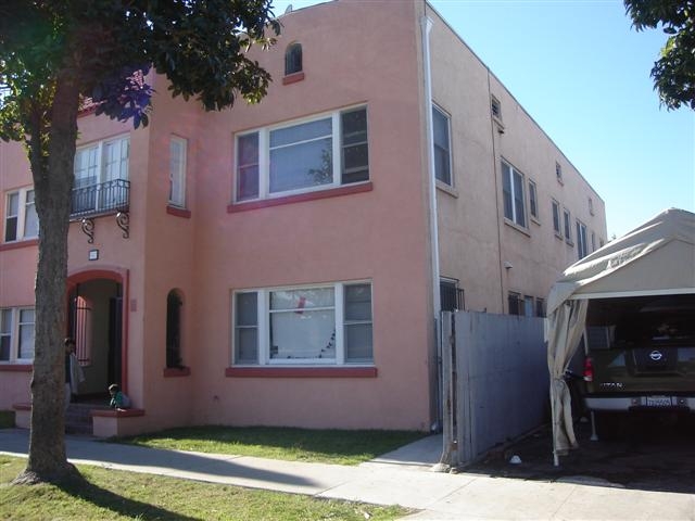 943 Lime Ave in Long Beach, CA - Building Photo - Building Photo