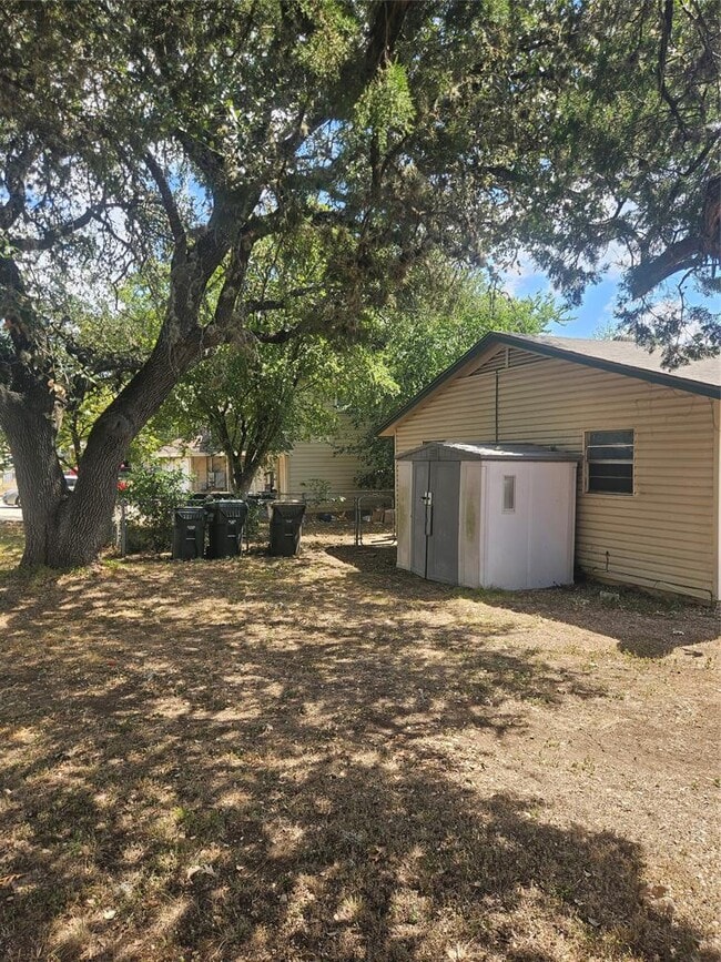 1312 Dartmouth Ave in San Marcos, TX - Building Photo - Building Photo