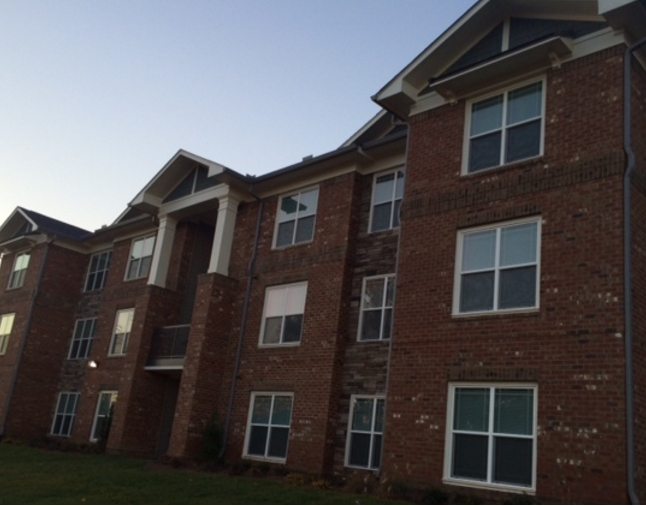 Avalon Chase in Greer, SC - Foto de edificio