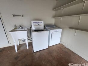 98-1745-1745 Halakea St in Aiea, HI - Building Photo - Building Photo