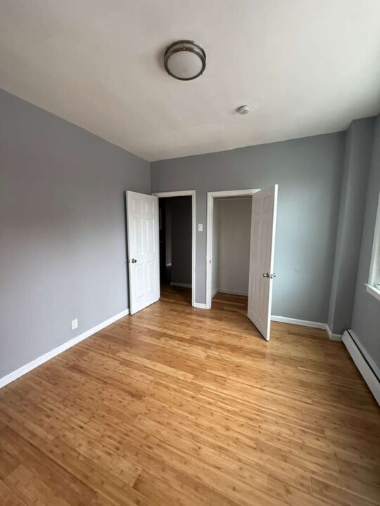 300 Watchung Ave in Orange, NJ - Building Photo