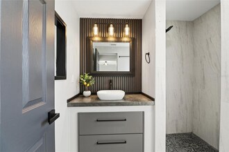 3120 Mercer Rd in Bradenton, FL - Building Photo - Building Photo