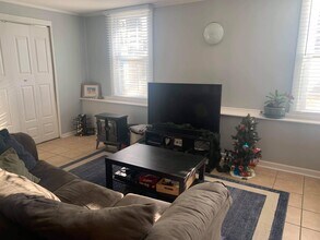 3801 N St Louis Ave, Unit Basement in Chicago, IL - Building Photo - Building Photo