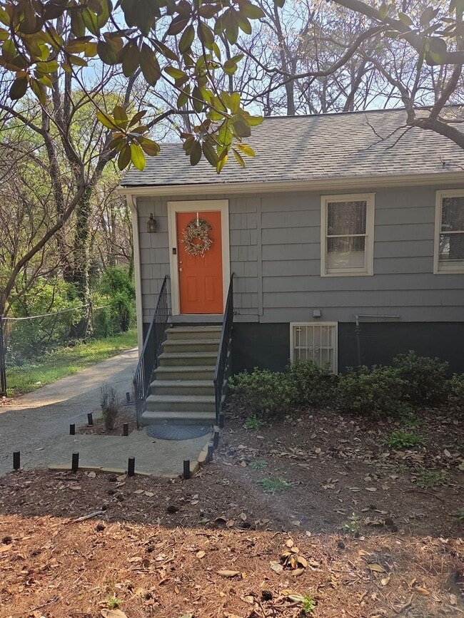 2126 Jernigan Dr SE in Atlanta, GA - Building Photo - Building Photo