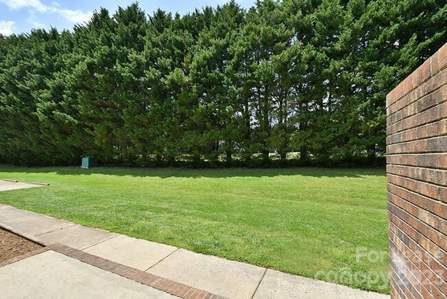 166 Glen-Gar Dr in Lincolnton, NC - Building Photo - Building Photo