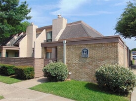 3121 Park Ln, Unit 1126 in Dallas, TX - Building Photo