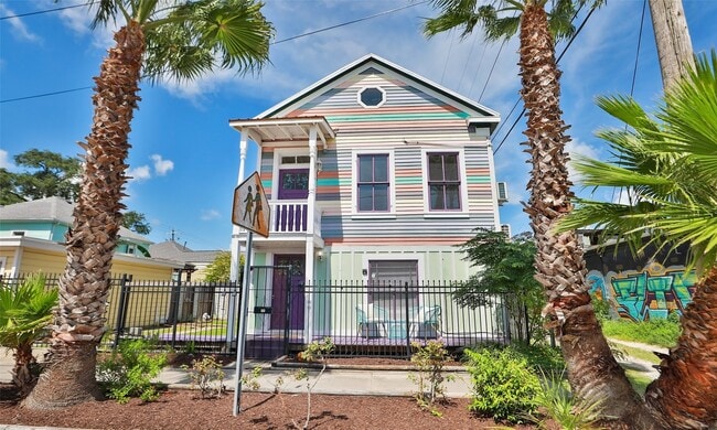 property at 1212 39th St