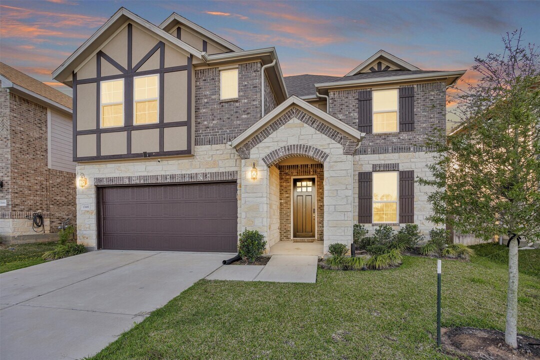 17685 Martin Crk Ln in Conroe, TX - Building Photo