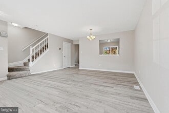 3365 Cheverly Ct in Abingdon, MD - Foto de edificio - Building Photo