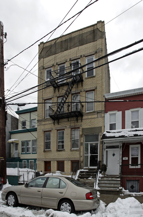 293 Griffith St in Jersey City, NJ - Building Photo