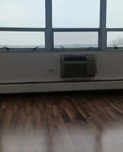 8801 W Golf Rd in Niles, IL - Building Photo - Building Photo