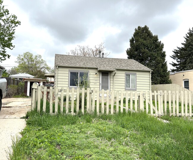property at 19 S Meade St